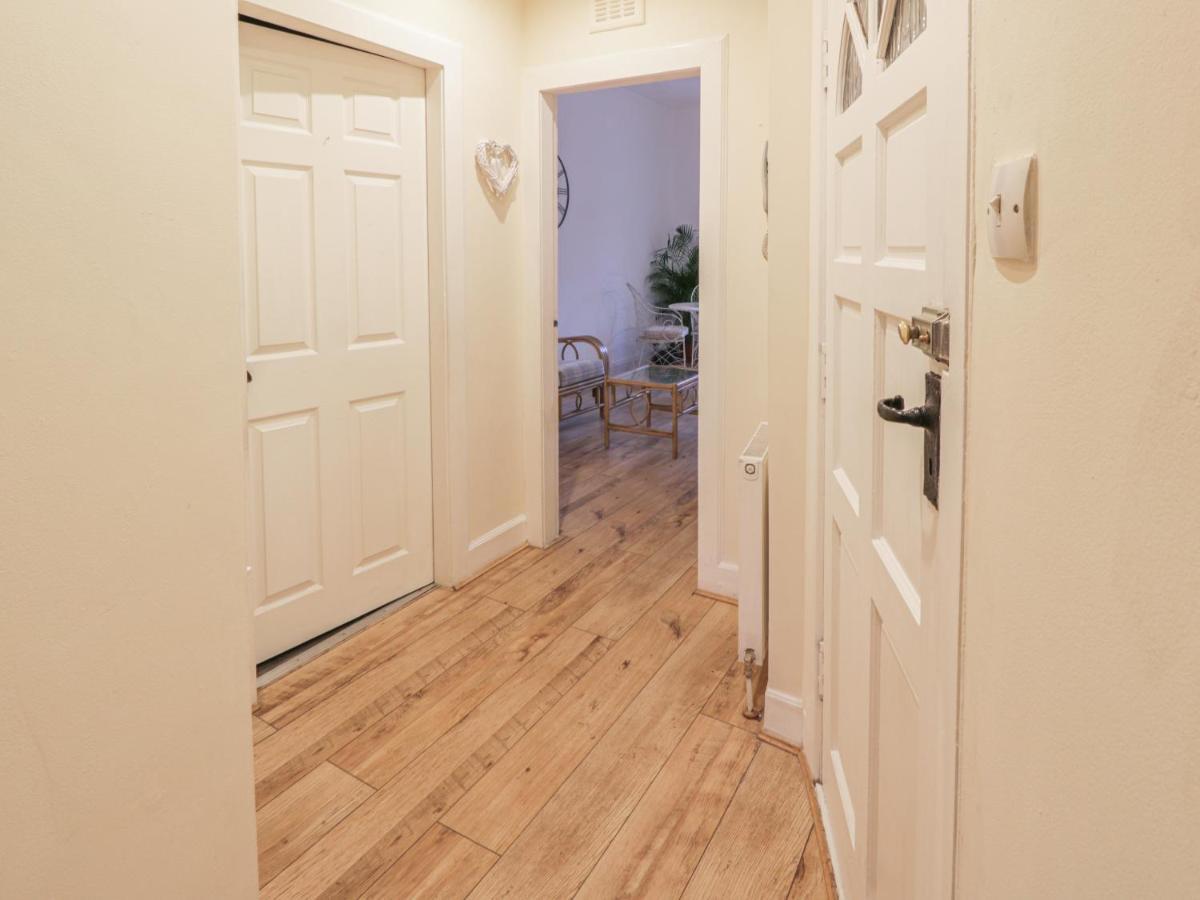 Garden Apartment Ayr Ngoại thất bức ảnh