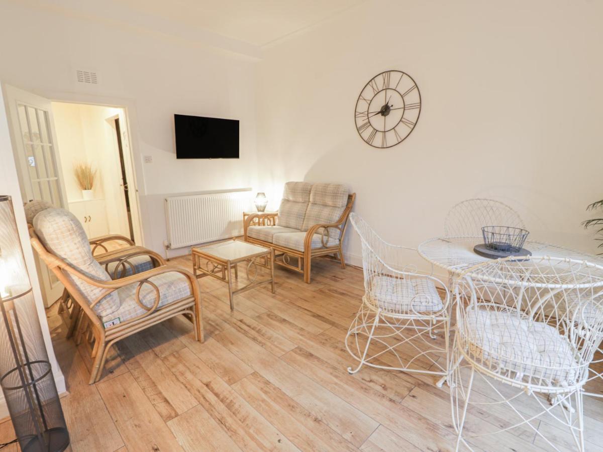 Garden Apartment Ayr Ngoại thất bức ảnh